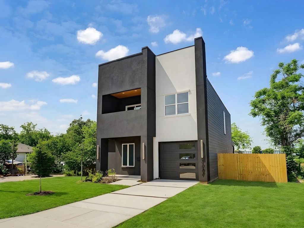 7727 Brownsville Avenue, Dallas