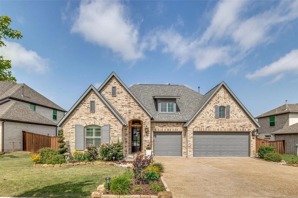 1506 Miracle Mile Trail, Wylie
