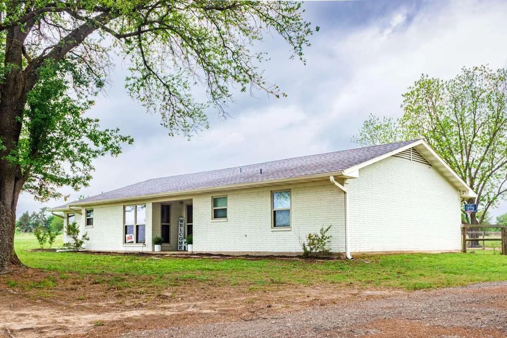 3999 County Road 2408, Winnsboro