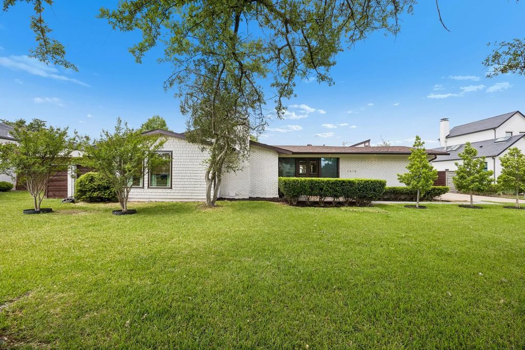 7415 Azalea Lane, Dallas