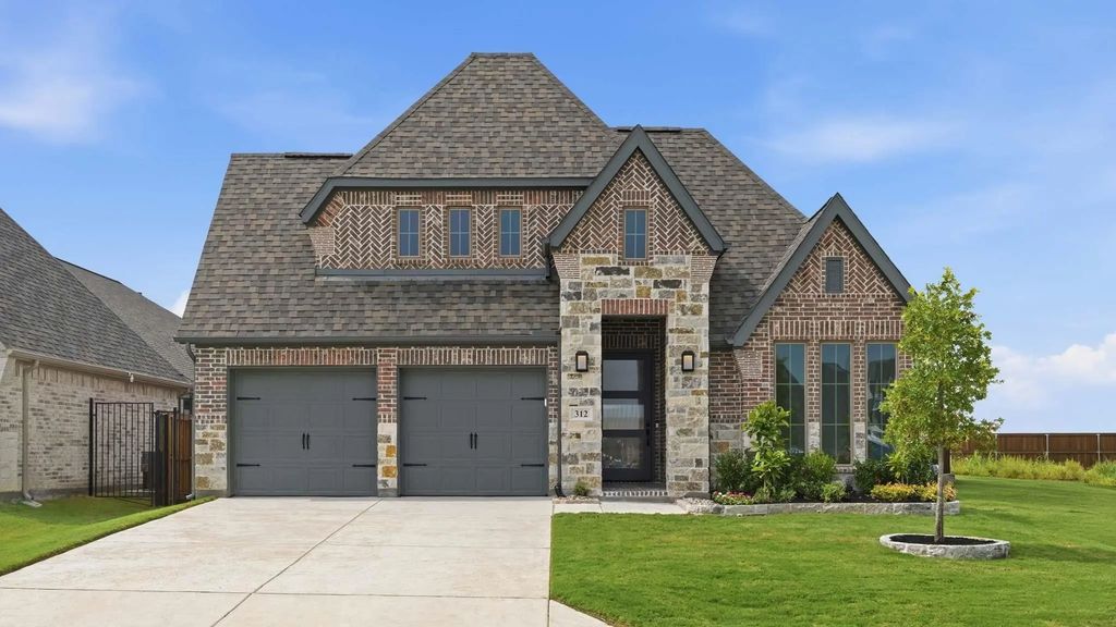 312 Northridge Drive, Lakewood Village