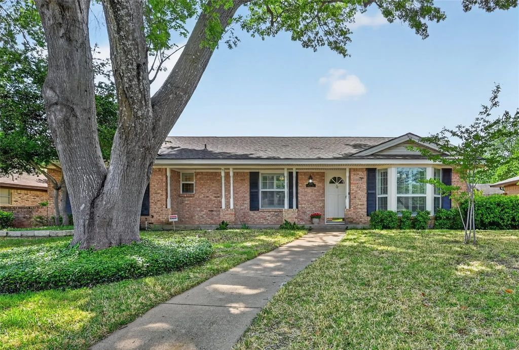 2105 Meadow Lane, Grand Prairie