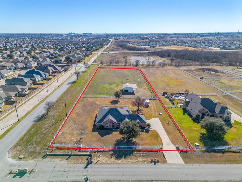 801 Creek Hollow Lane, Fort Worth
