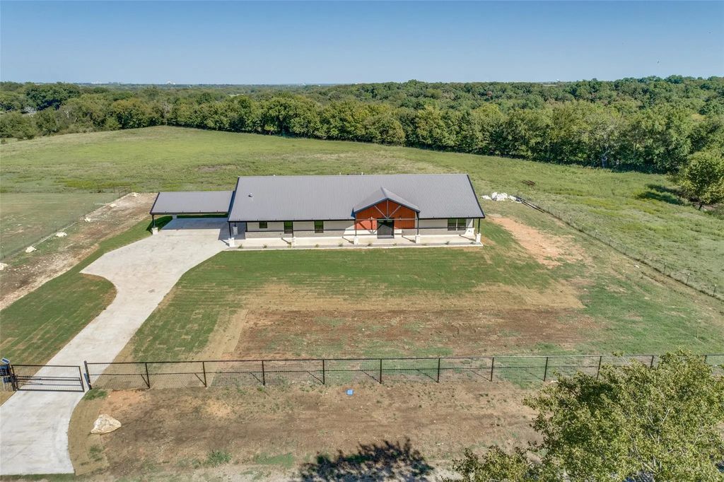 3410 Old Dorchester Road, Sherman