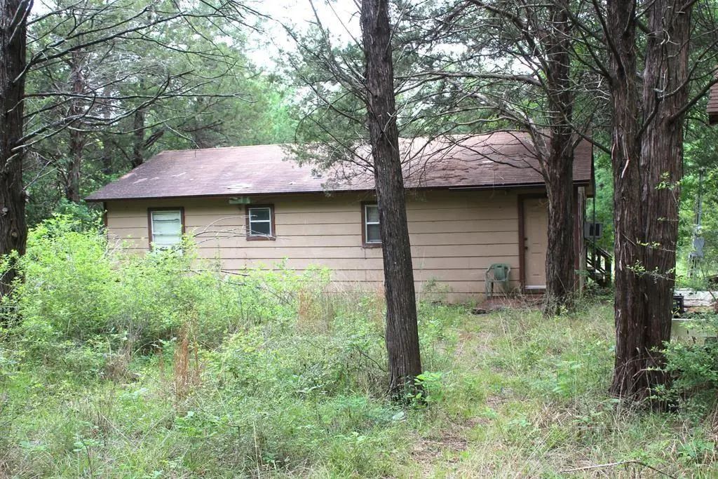 16104 Se County Road 2390, Streetman