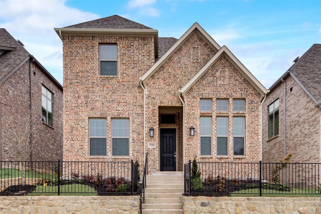 17558 Bottlebrush Drive, Dallas