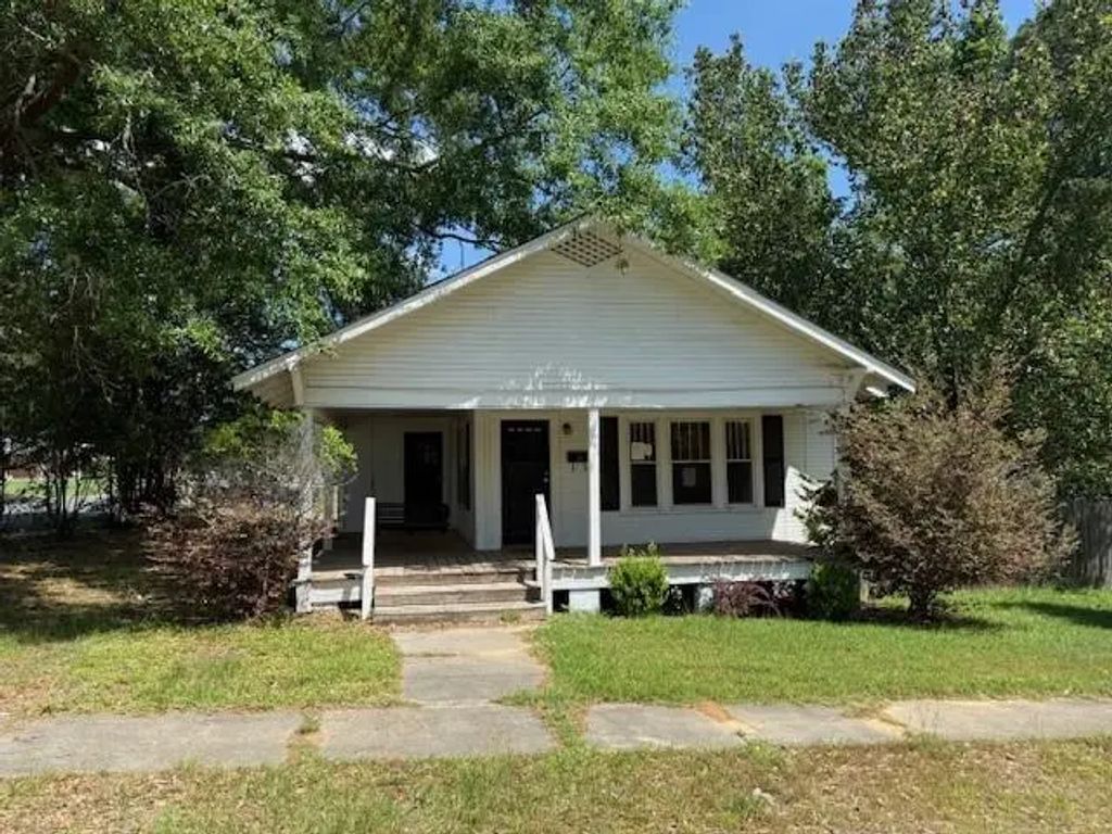 115 Goode Avenue, Minden