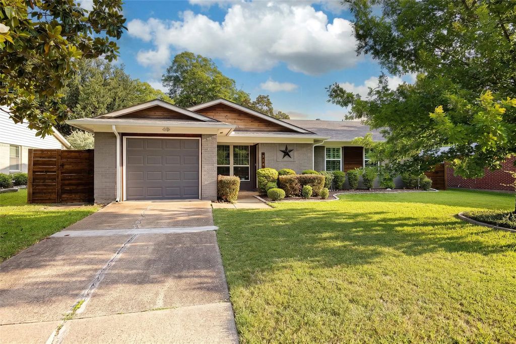 314 N Cottonwood Drive, Richardson