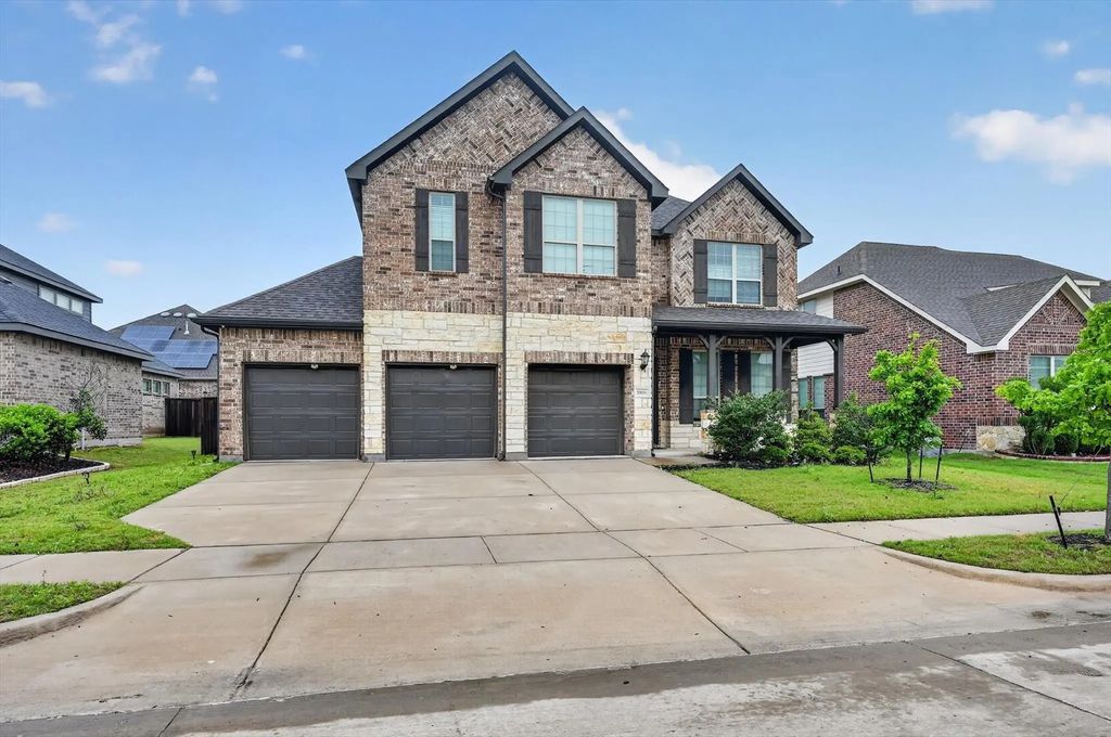 1906 Gristmill Drive, Mansfield