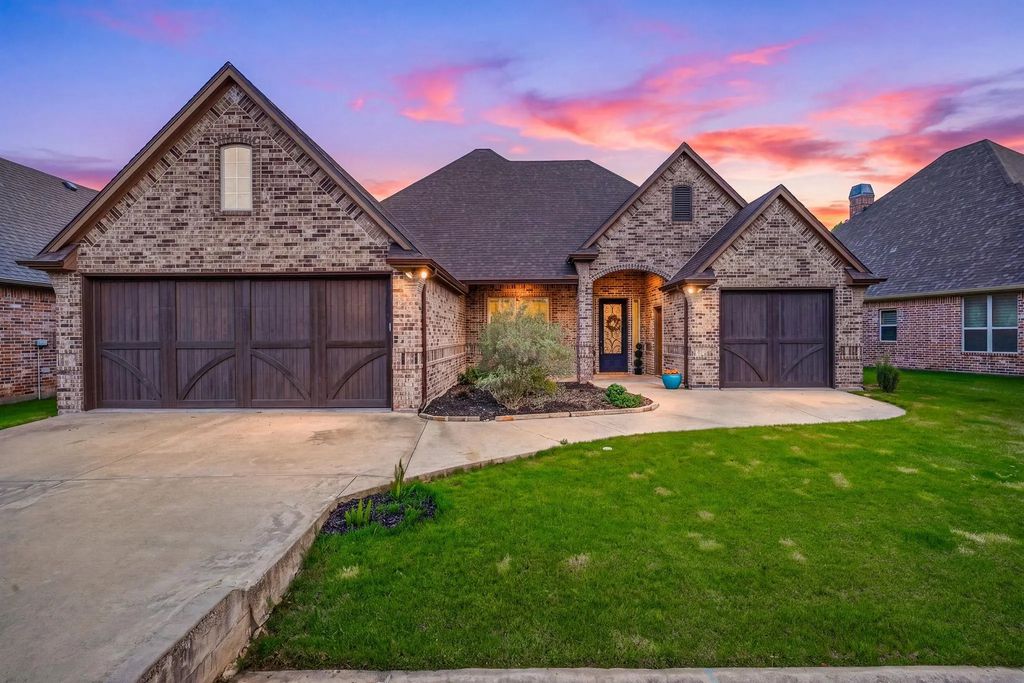 5711 Pebble Beach Drive, Granbury