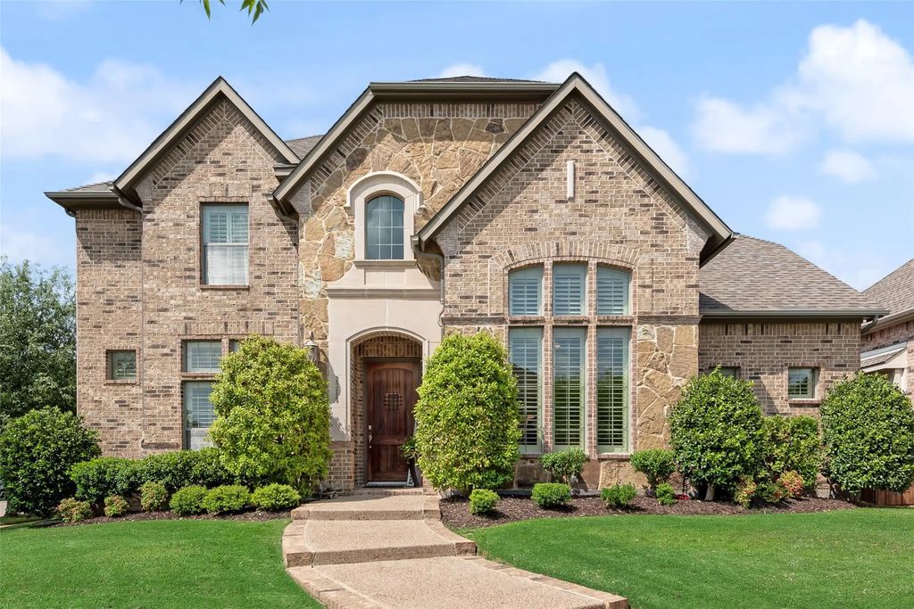 2325 Shoreham Circle, Lewisville