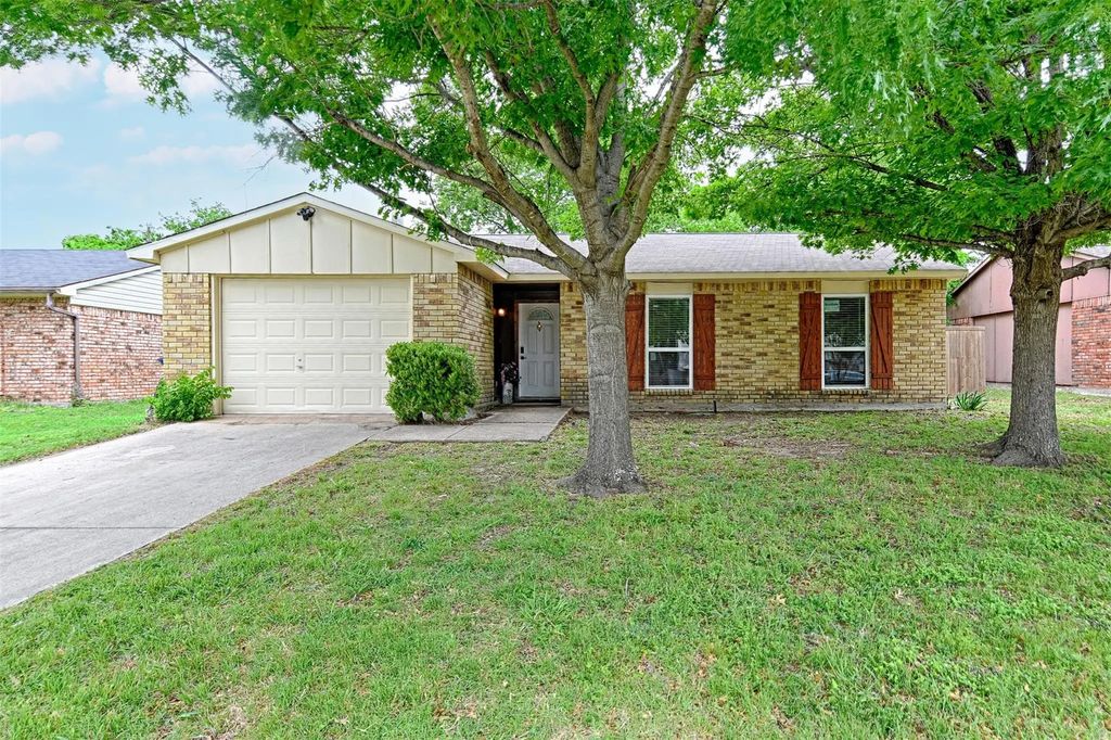 541 Ridgemont Drive, Allen
