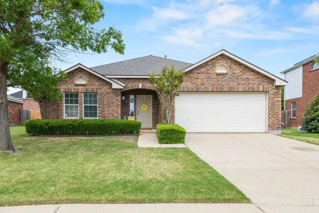 1306 Fayette, Wylie