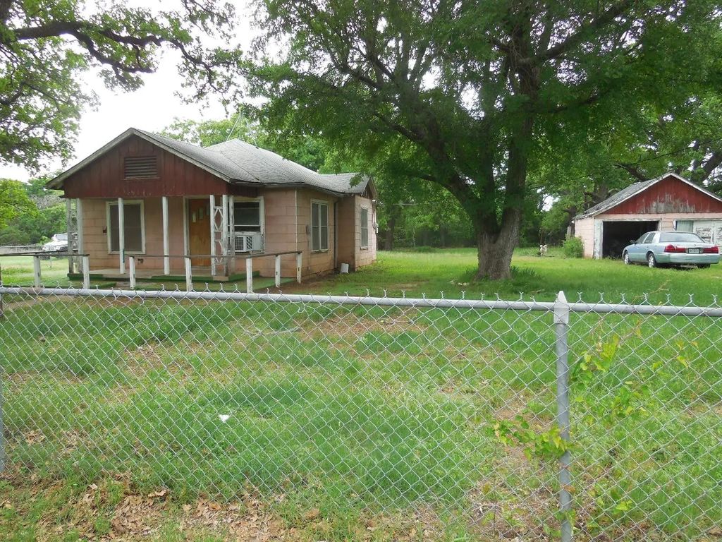 306 County Road 459, Ranger