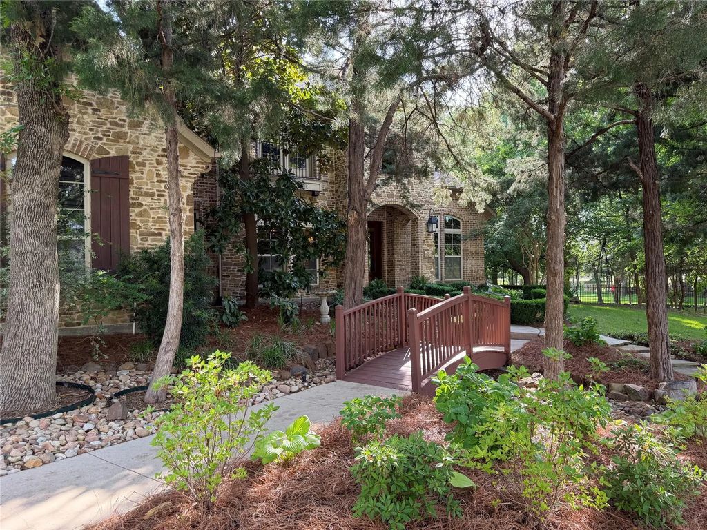 427 Wyndemere Boulevard, Heath
