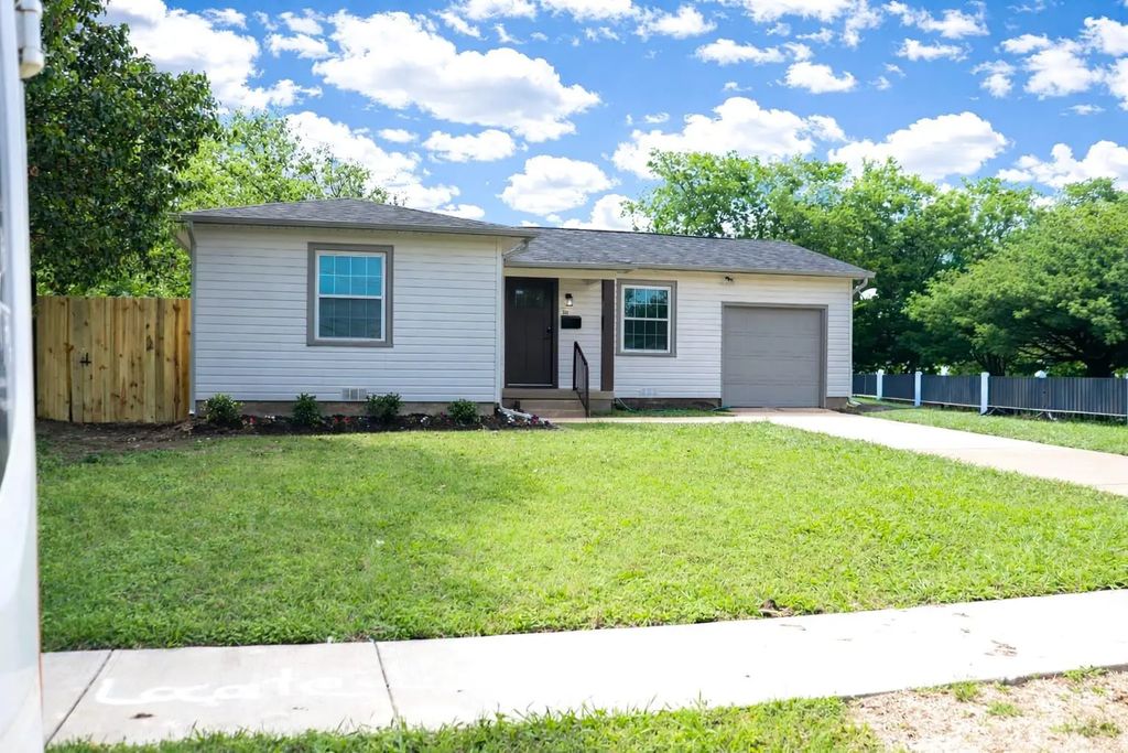 309 Brunswick Lane, Mesquite