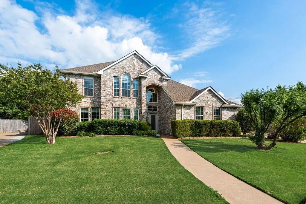 2400 Summer Glen Court, Arlington