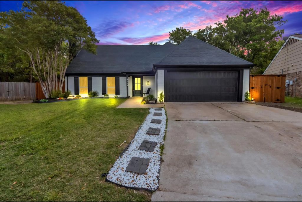 4202 Sheffield Drive, Grand Prairie