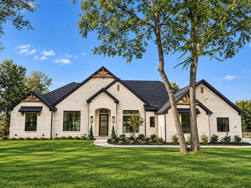 1005 Kessler Road, Brock