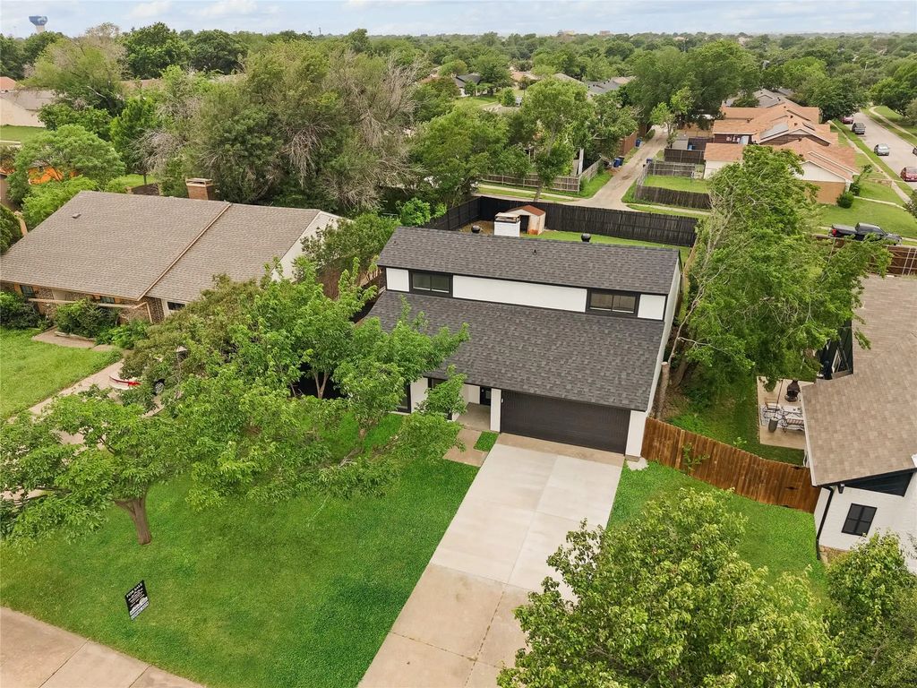 2723 Colonial Drive, Carrollton