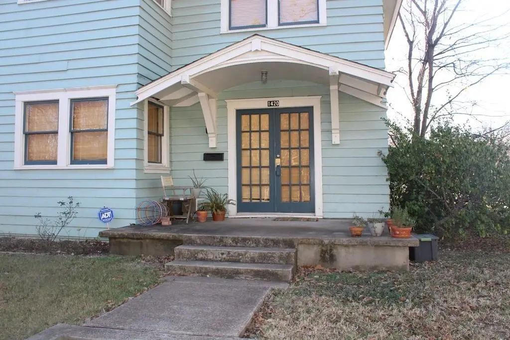 1420 W 10th Street, Dallas