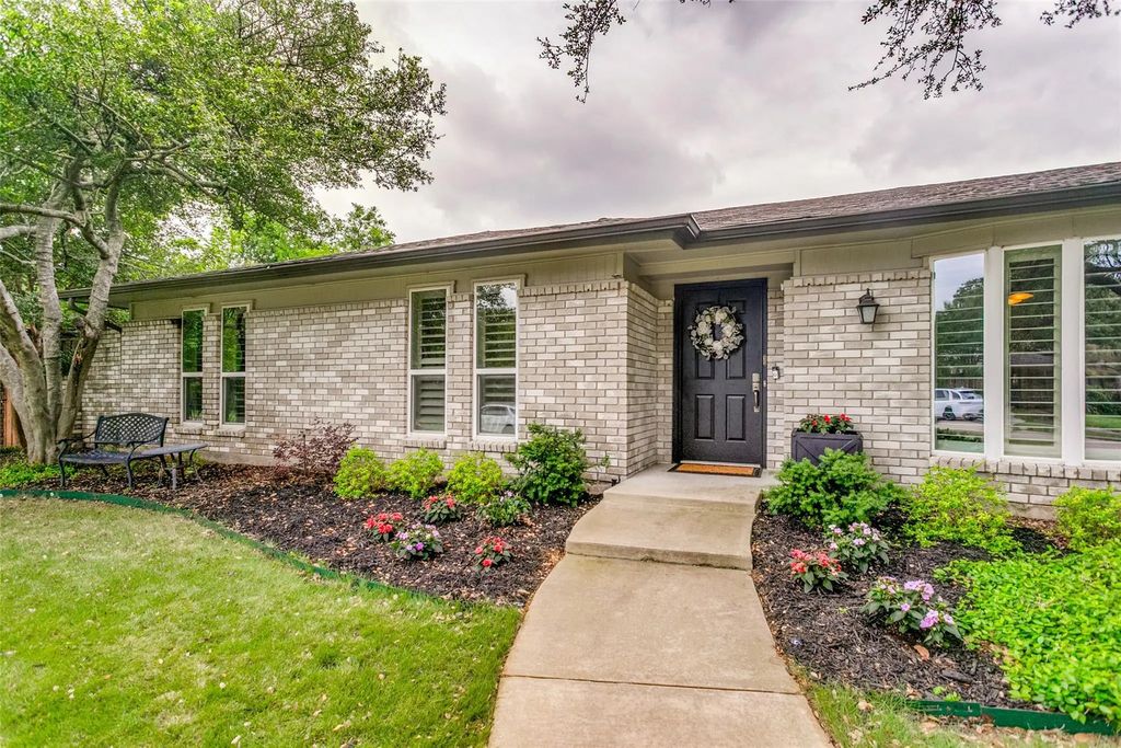 2516 Fairview Drive, Plano