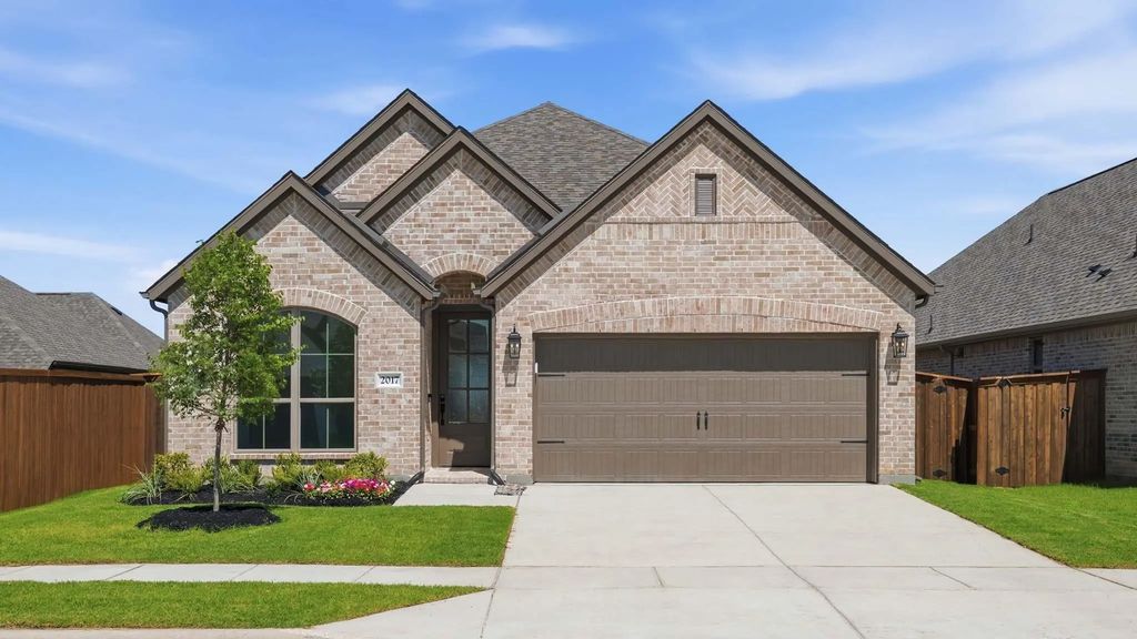 2017 Brewers Lane, Forney