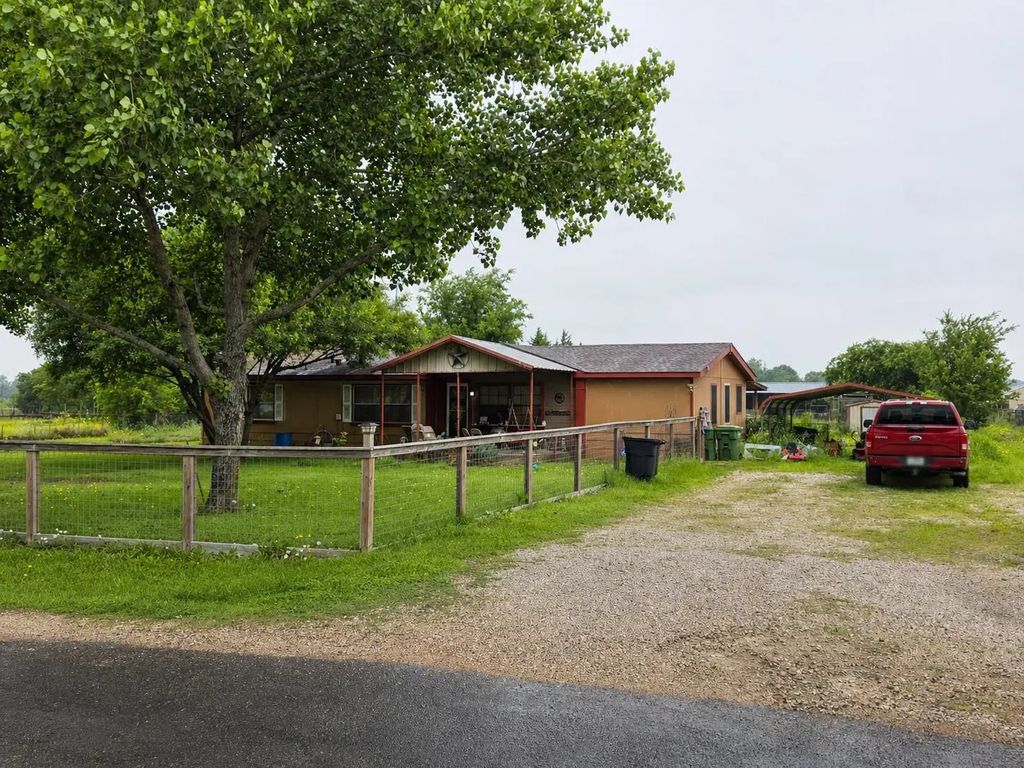 142 Hill Road, Ferris