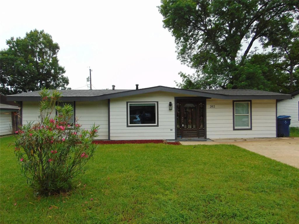 202 Wallace Drive, Garland