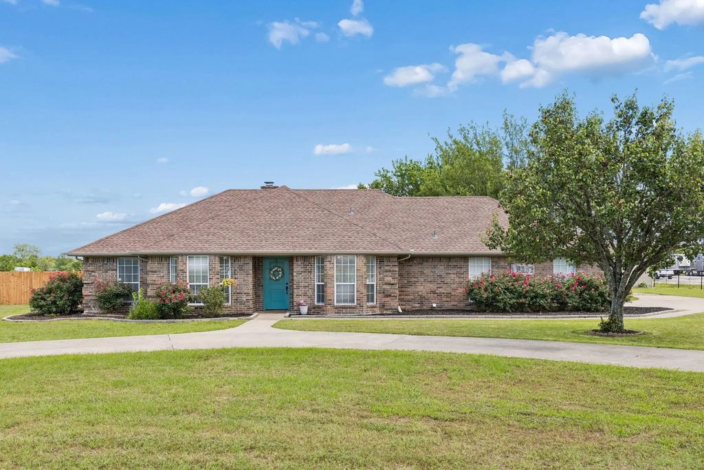 6381 County Road 2520, Royse City