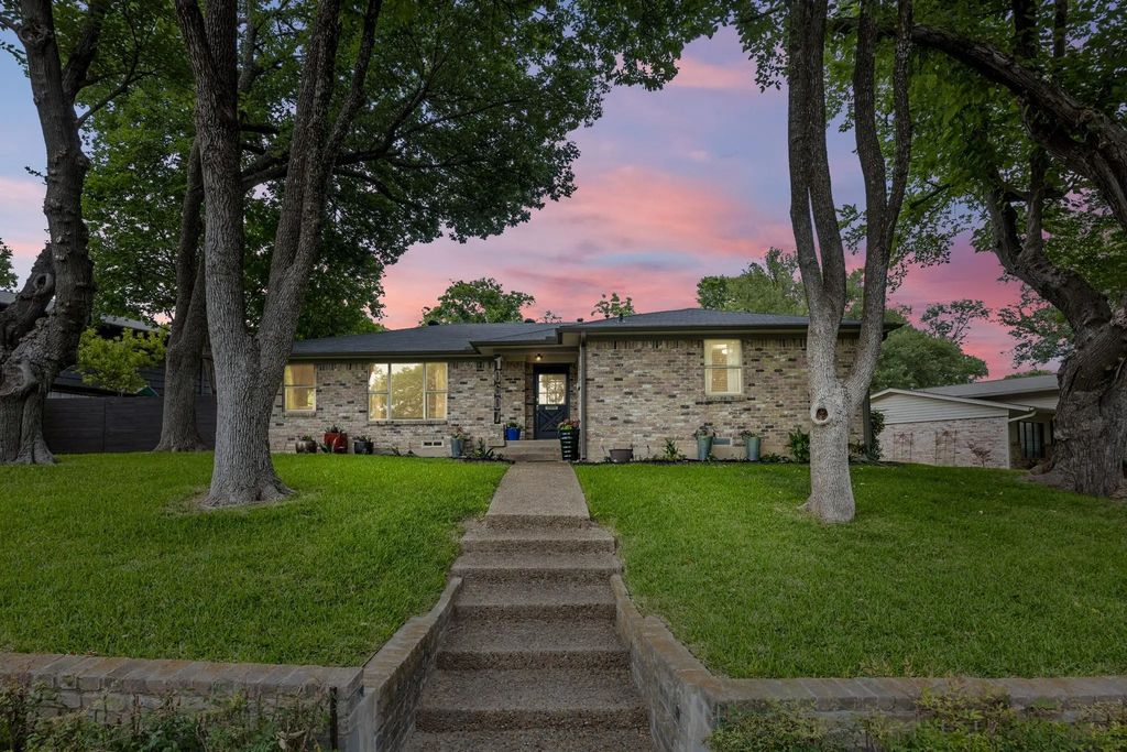10607 Maplegrove Lane, Dallas