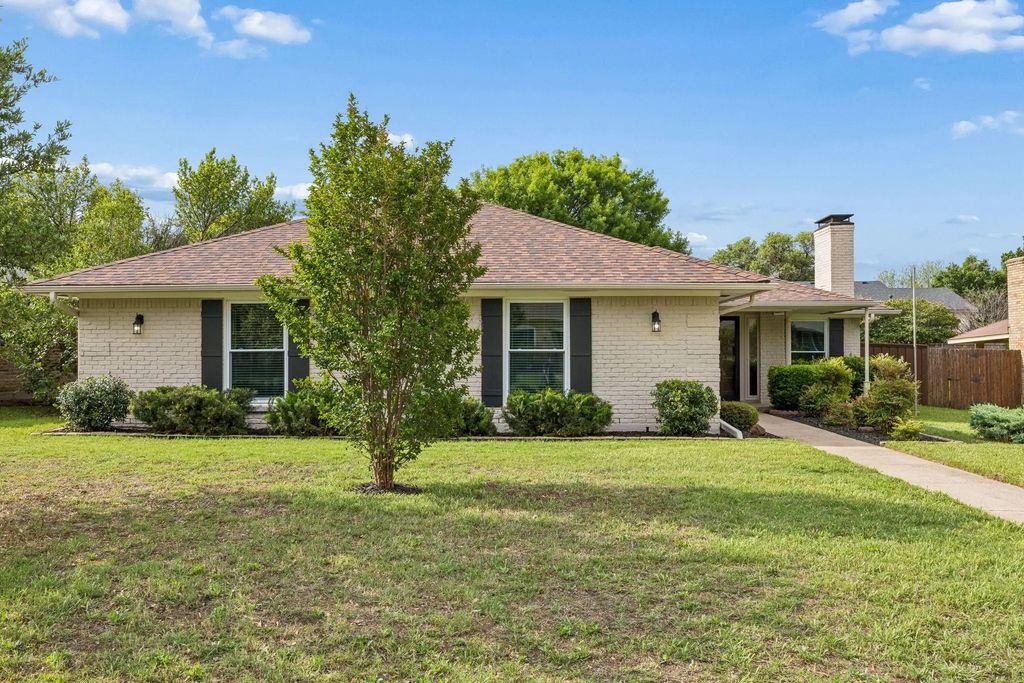 1820 Auburn Drive, Richardson