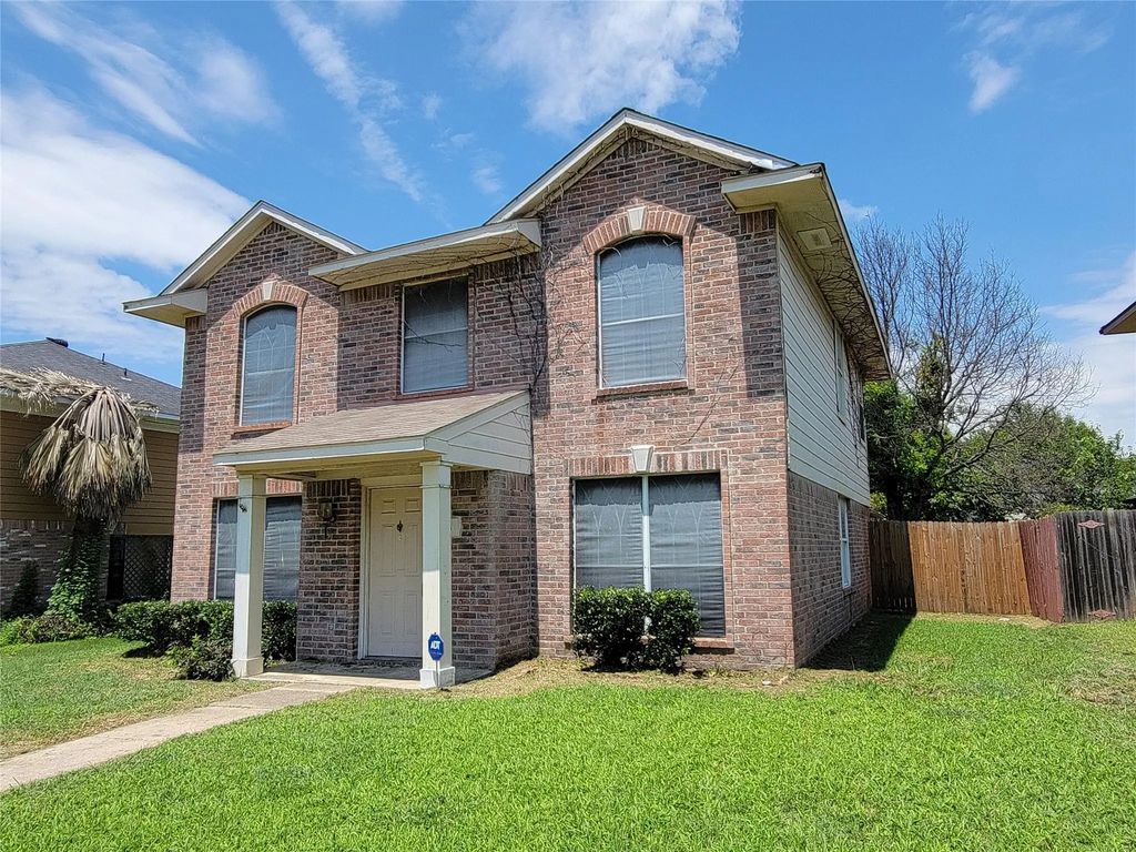 238 High Pointe Lane, Cedar Hill