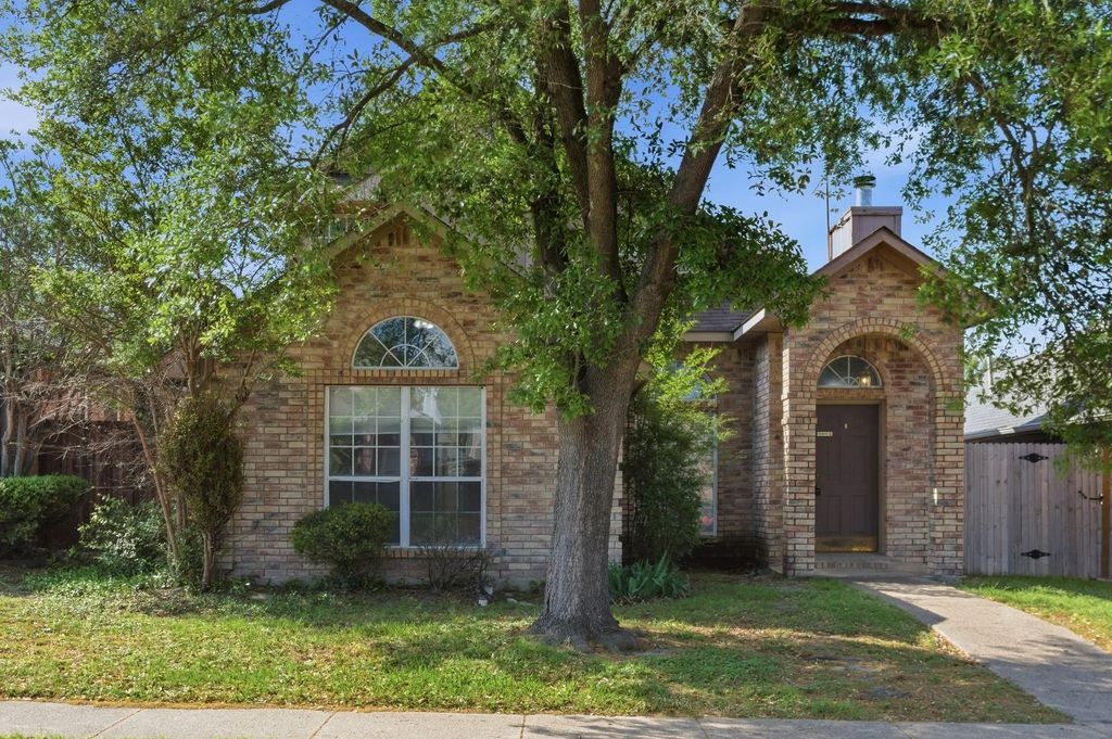 2314 Weatherby Drive, Mesquite