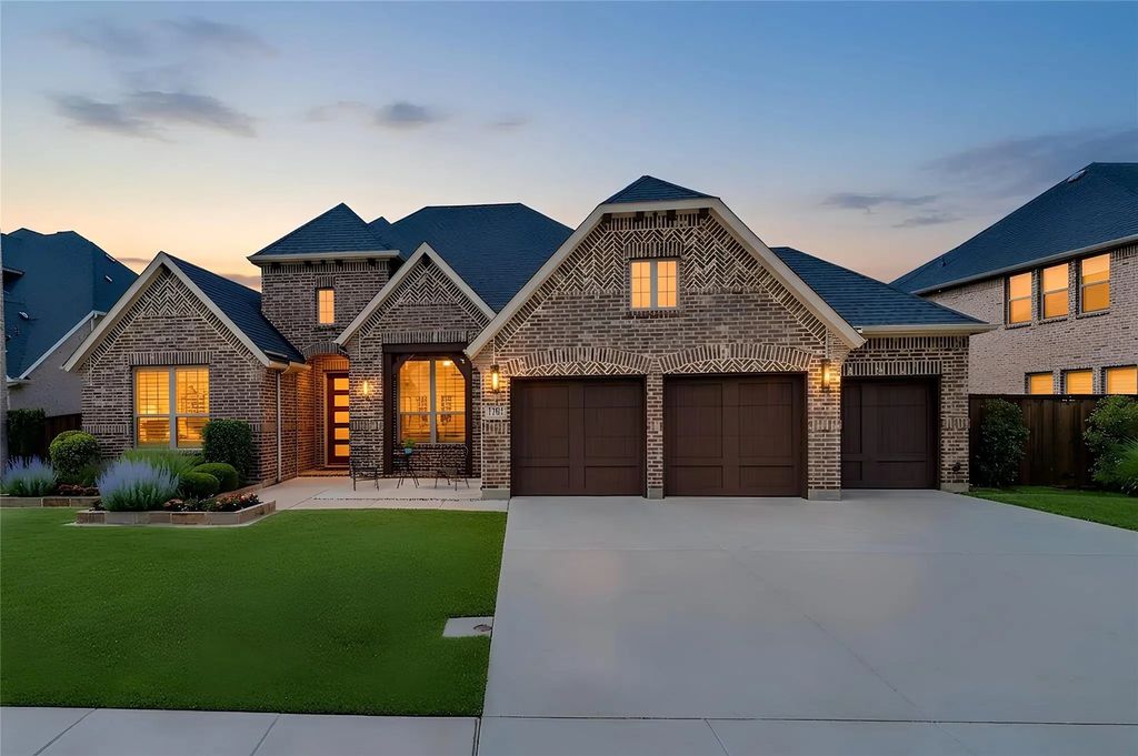 11701 Slumber Falls Drive, Flower Mound