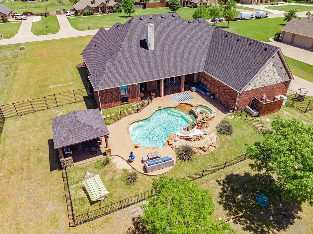 12176 Livingston Way, Talty