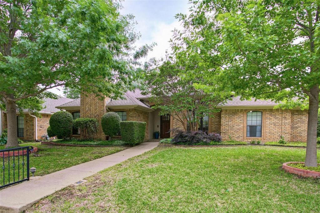 2905 Valleyview Drive, Grapevine