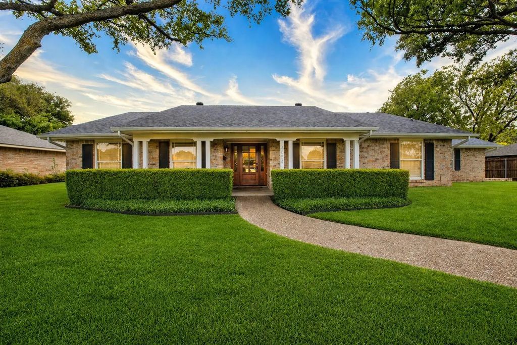 4054 Boca Bay Drive, Dallas