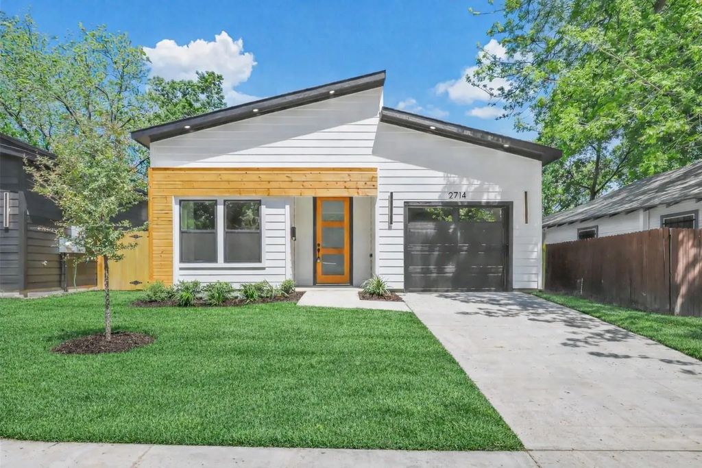 2714 Hector Street, Dallas