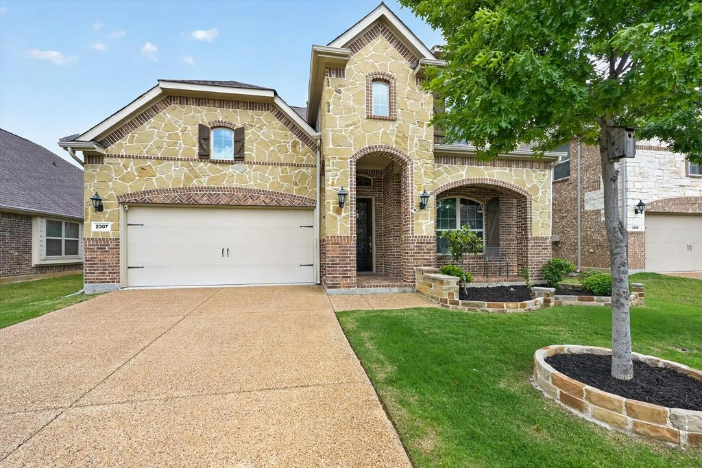 2307 Wind Meadow Lane, Lewisville