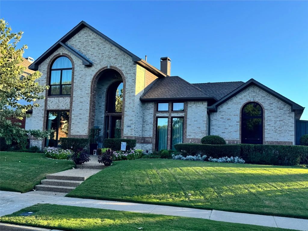 1902 Spring Meadow Lane, Richardson