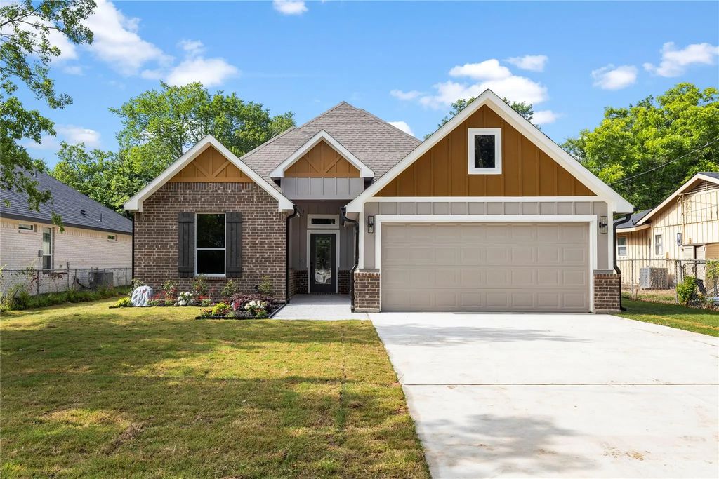 1005 Cornelia Street, Greenville