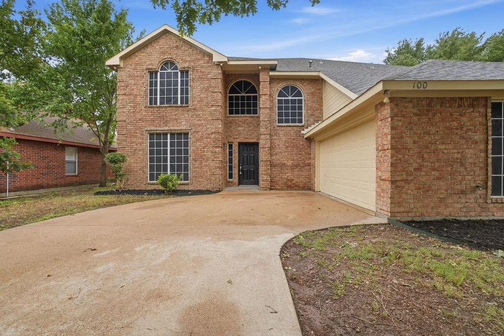 100 Bob White Drive, Red Oak