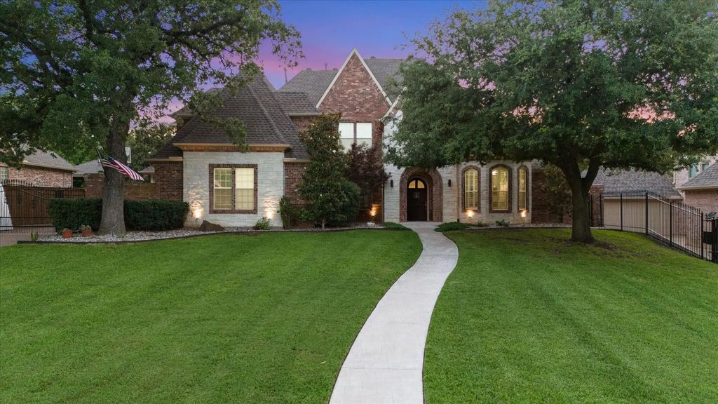 7000 Shalimar Court, Colleyville