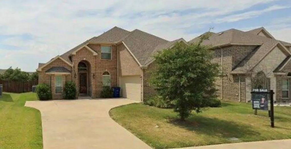 153 Pinewood Avenue, Red Oak