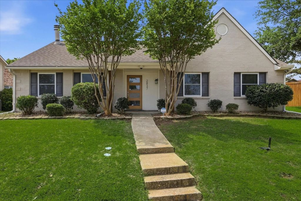 2837 Dickens Lane, Flower Mound