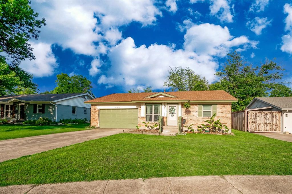 2518 Newcastle Drive, Garland
