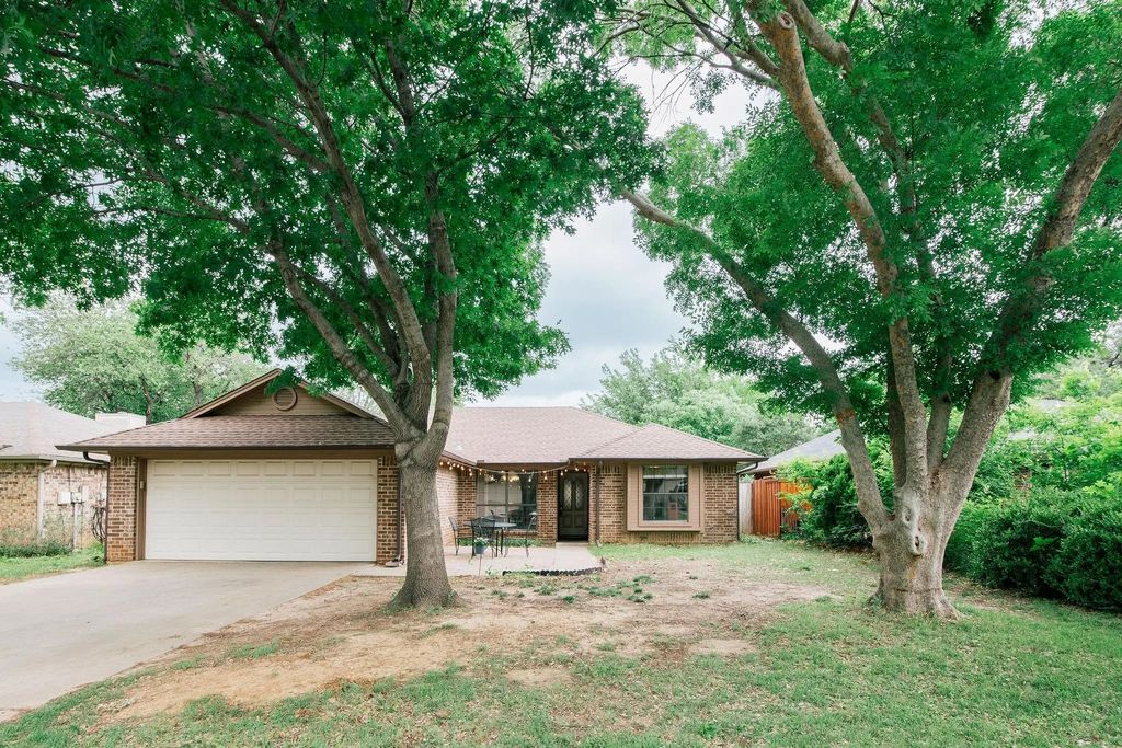 3001 Terry Court, Denton