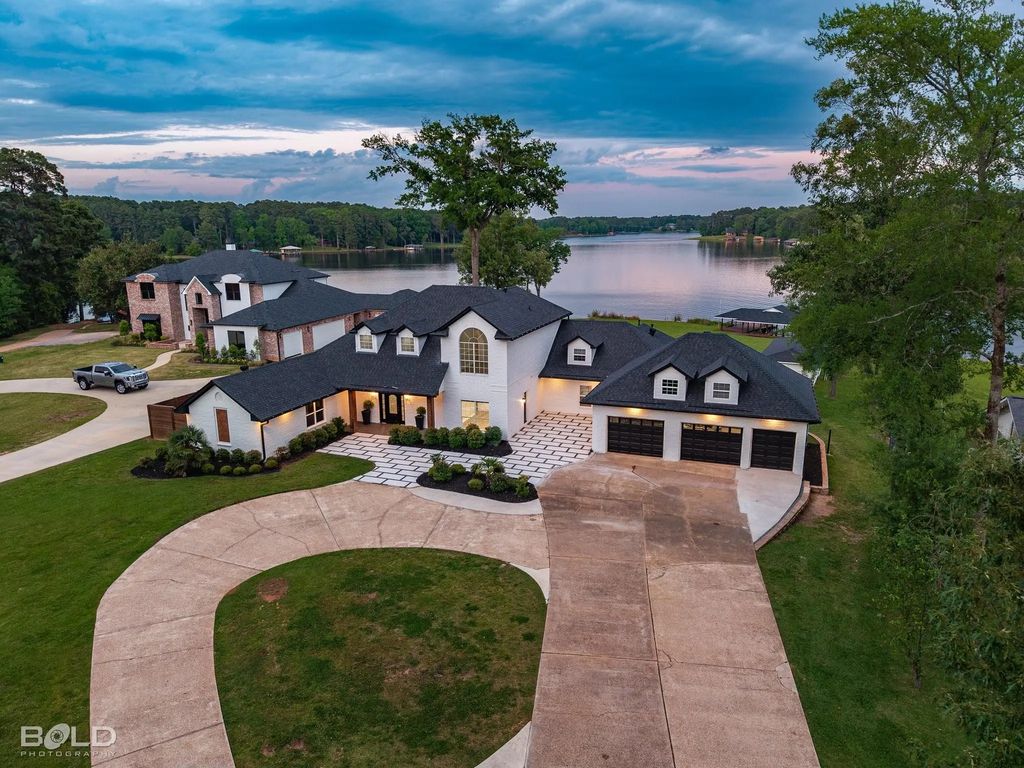 864 Linton Road, Benton