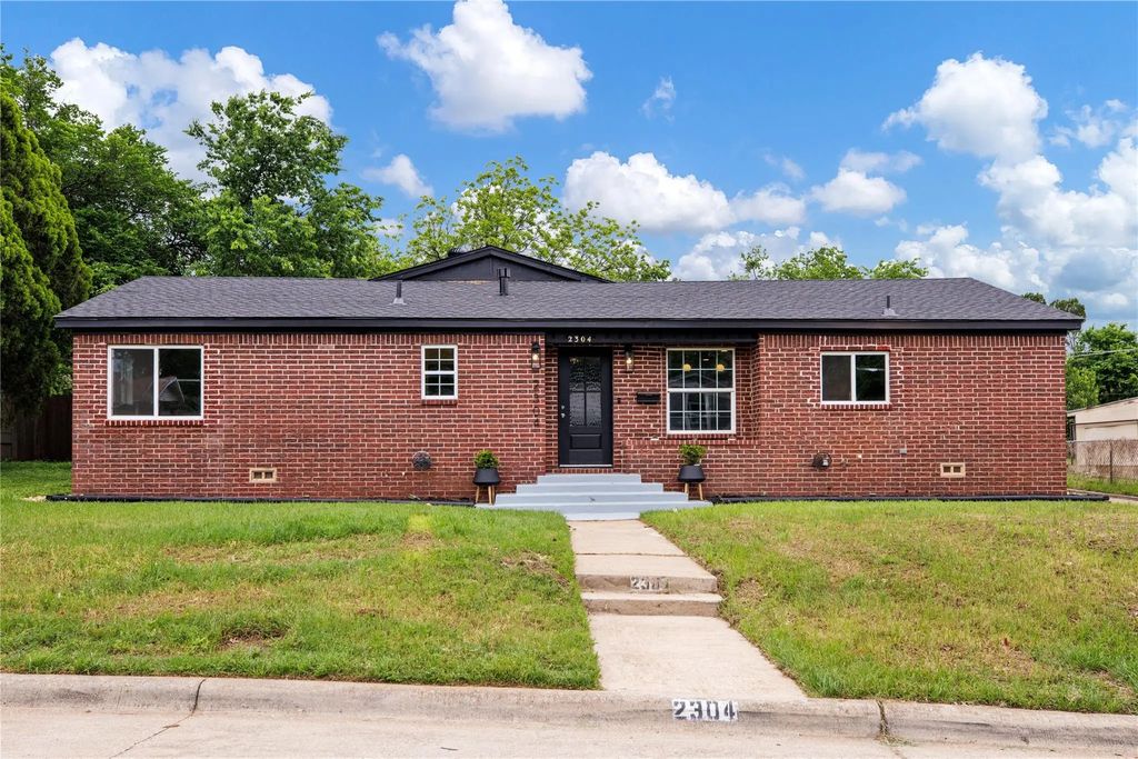 2304 Annabelle Lane, Fort Worth